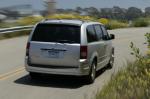 Chrysler Town & Country 2008 года
